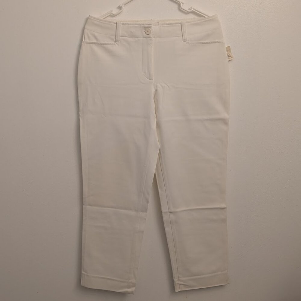 Talbots Signature Pants: White - Size 6 - NWT